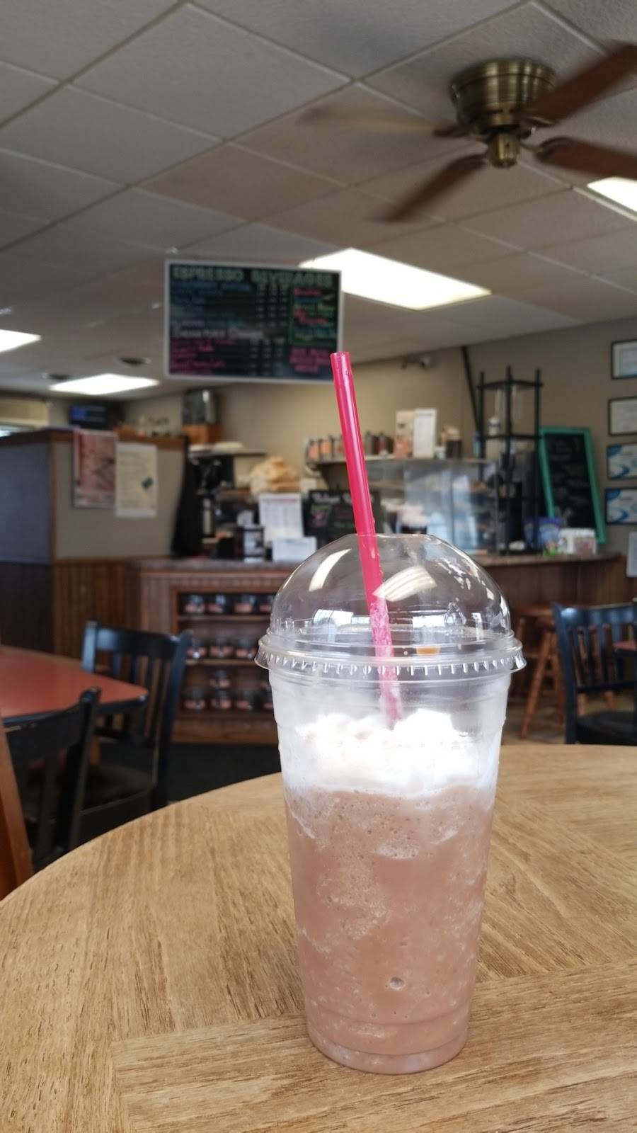 Grand Central Coffee Station | cafe | 400 W 5th St, Storm Lake, IA 50588, USA | 7127320160 OR +1 712-732-0160