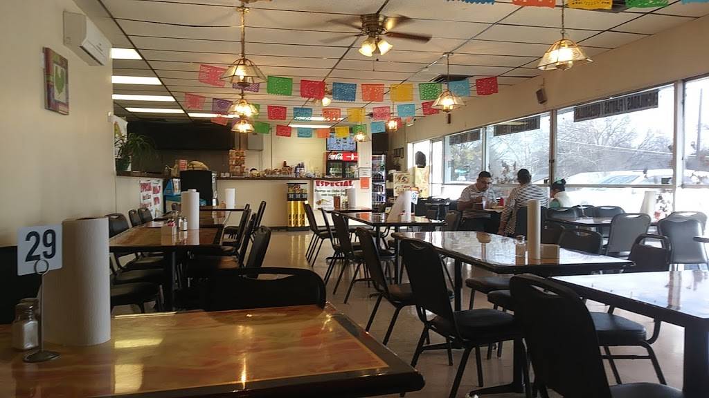 Evas Mexican Food & Taqueria | restaurant | 617 W Marshall Dr, Grand Prairie, TX 75051, USA | 9726061374 OR +1 972-606-1374
