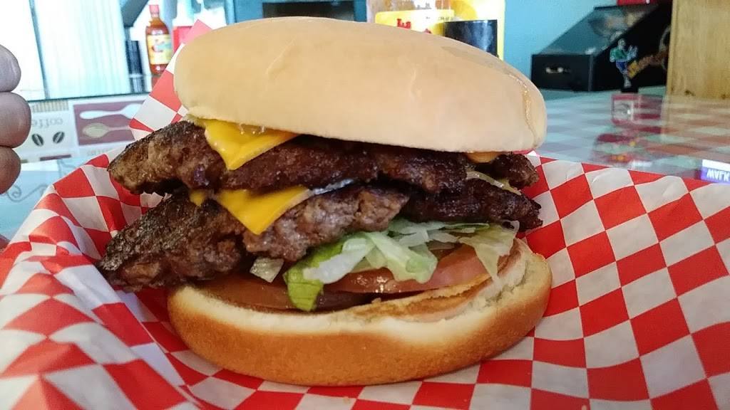 Burger Island | restaurant | 1208 E Belt Line Rd #108, Carrollton, TX 75006, USA | 9722454628 OR +1 972-245-4628