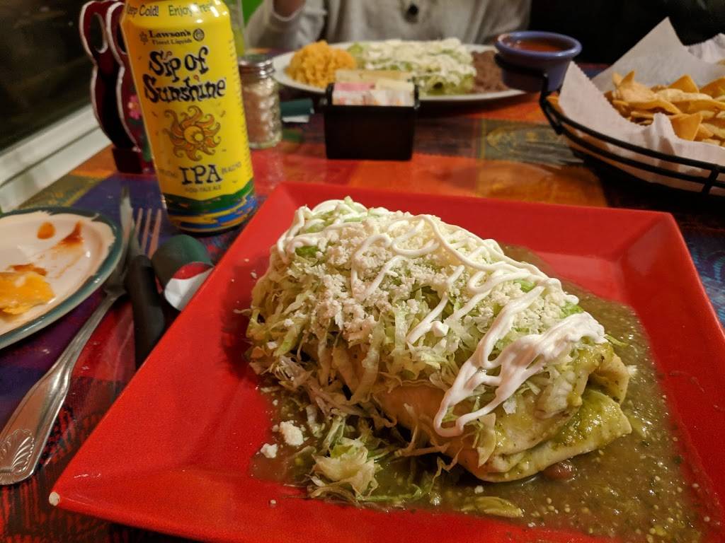 El Molcajete Mexican Food | restaurant | 271 Old Croton Rd, Flemington, NJ 08822, USA | 9082371553 OR +1 908-237-1553