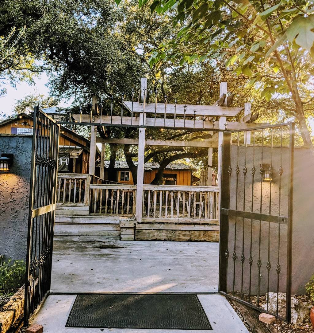 Meadow Neighborhood Eatery + Bar | restaurant | 555 W Bitters Rd #110, San Antonio, TX 78216, USA | 2104814214 OR +1 210-481-4214