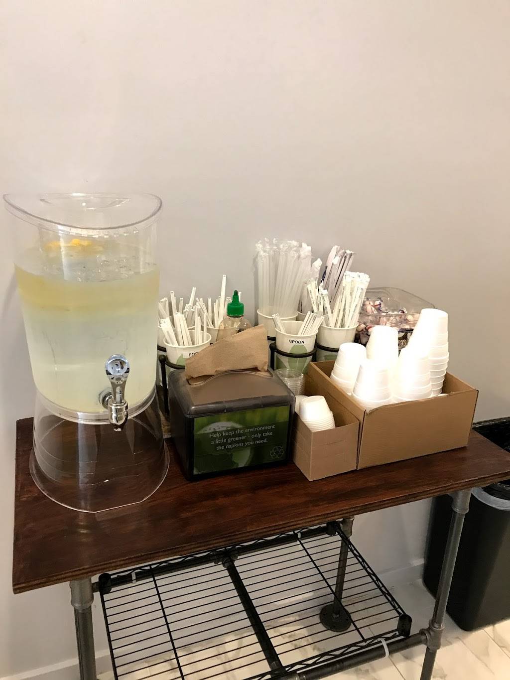 Big Catch Poke | restaurant | 1840 E Passyunk Ave, Philadelphia, PA 19148, USA | 2676621888 OR +1 267-662-1888