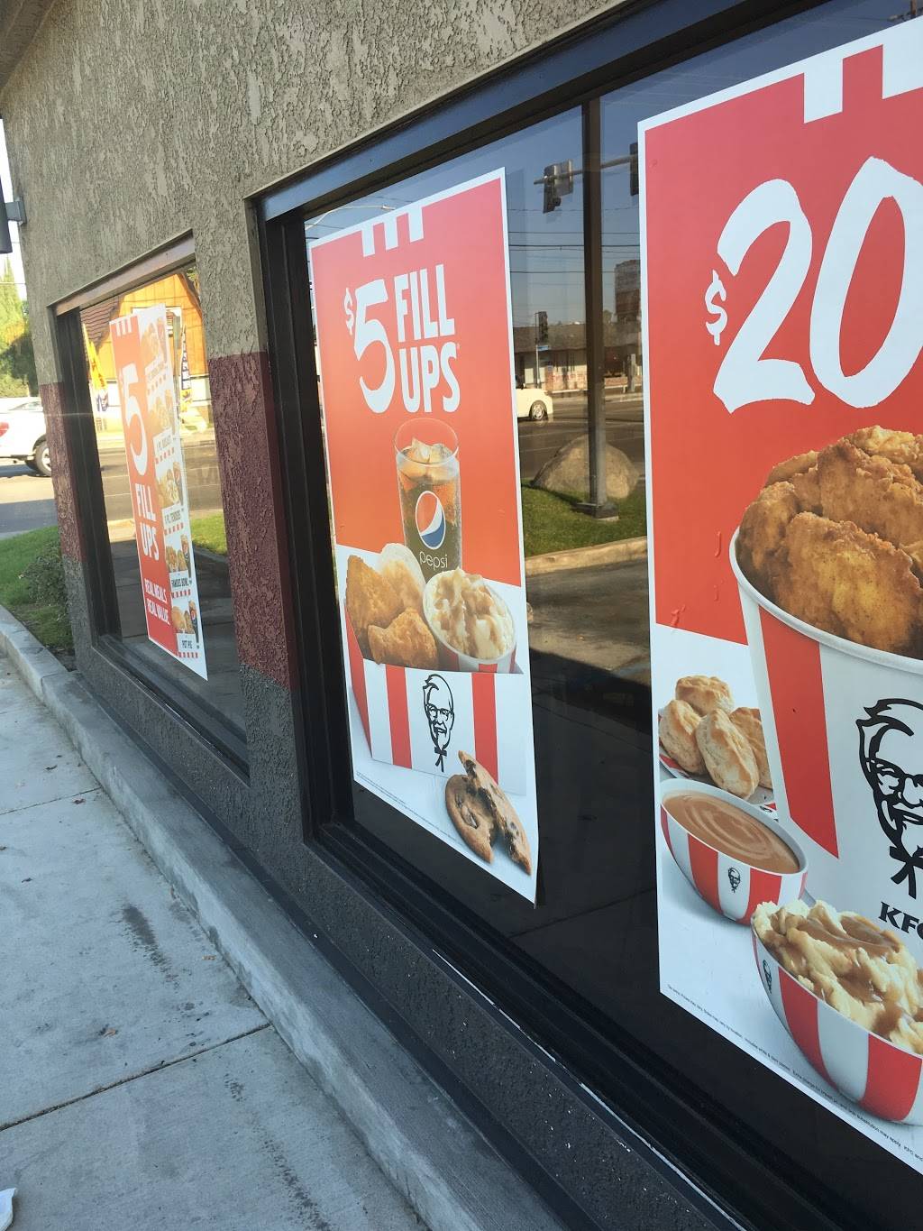KFC | restaurant | 708 N Tustin St, Orange, CA 92867, USA | 7146336742 OR +1 714-633-6742