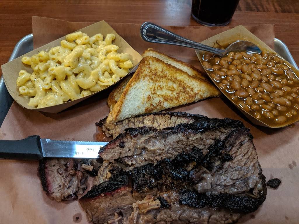 Haywood Smokehouse | restaurant | 33 Macon Center Dr, Franklin, NC 28734, USA | 8283696666 OR +1 828-369-6666