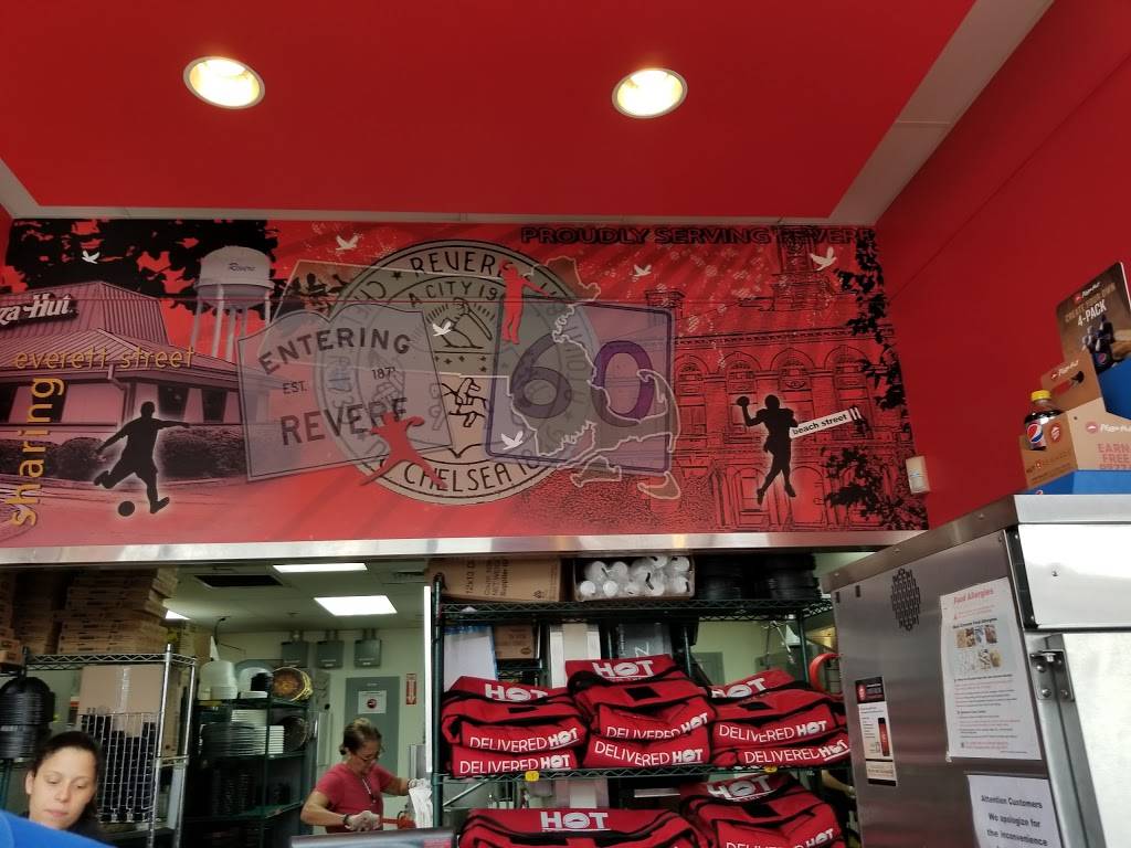 Pizza Hut | meal takeaway | 5A Everett St, Revere, MA 02151, USA | 7813258537 OR +1 781-325-8537