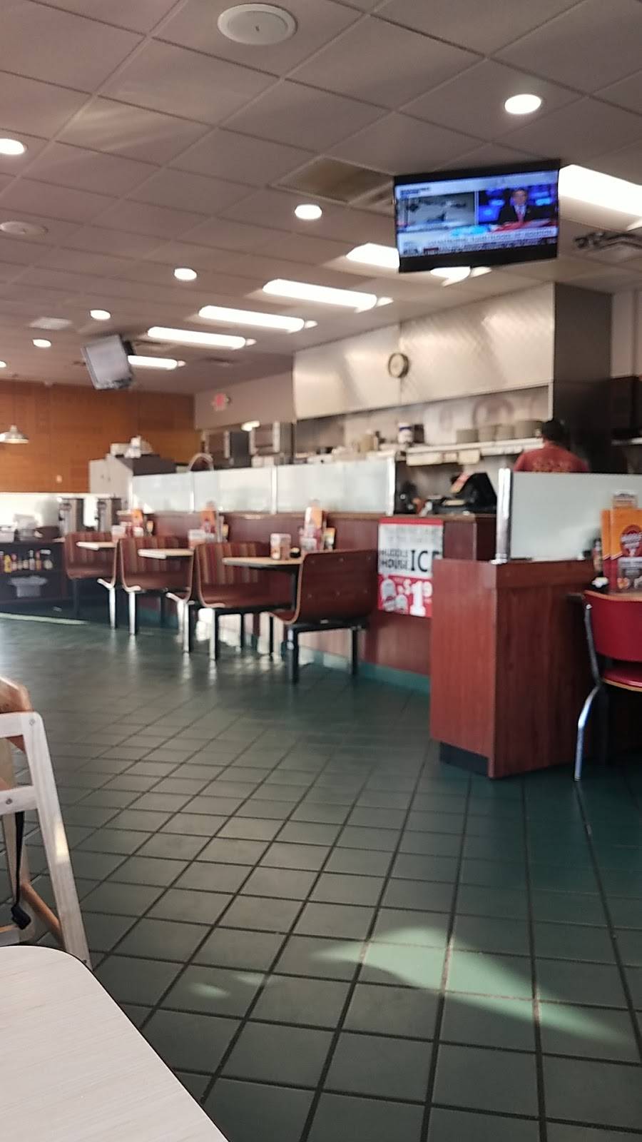 Huddle House | restaurant | 1018 Bellefonte Rd, Flatwoods, KY 41139, USA | 6068360135 OR +1 606-836-0135