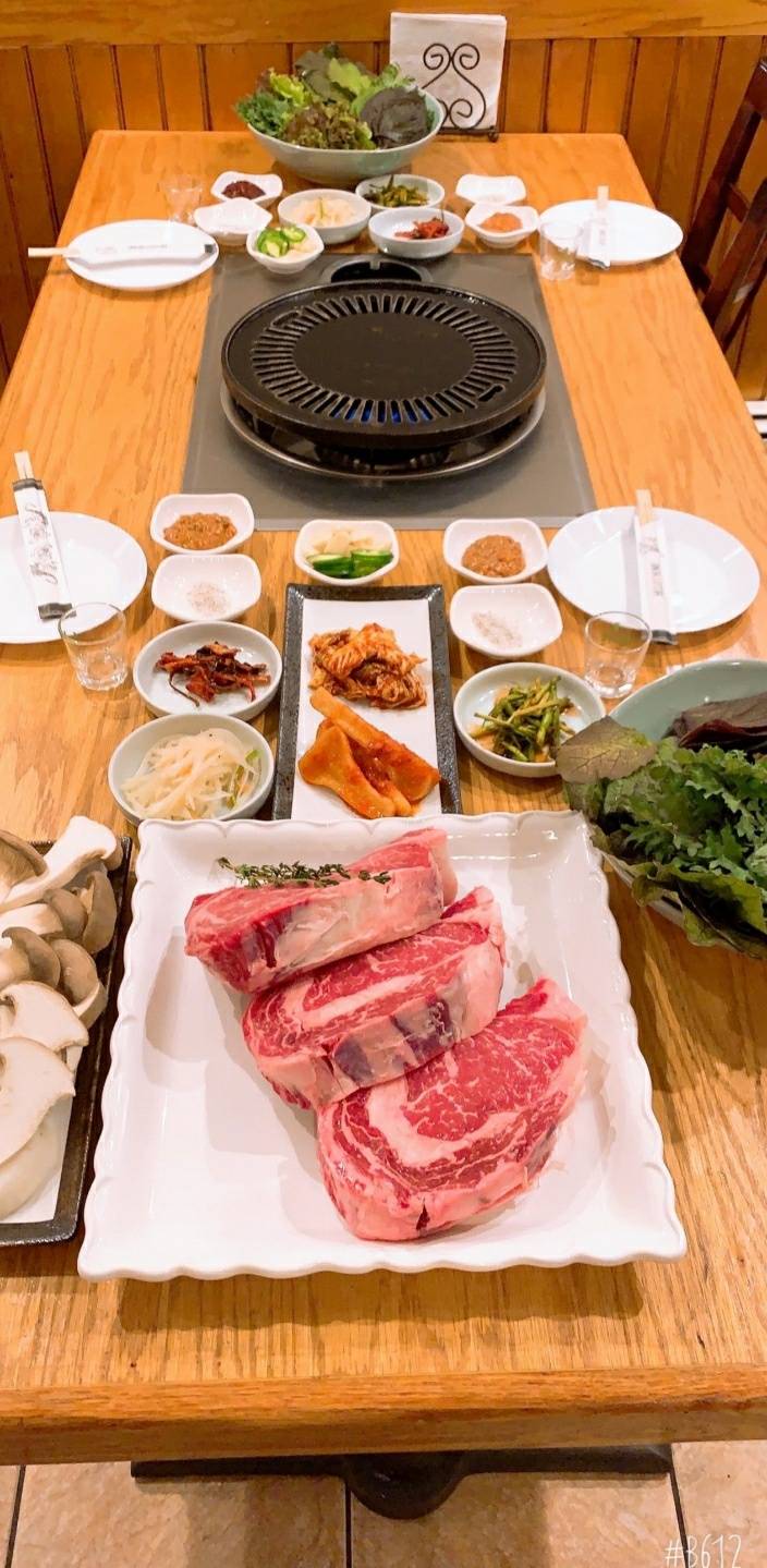 Honey Pig | restaurant | 344 Broad Ave, Leonia, NJ 07605, USA | 2015850190 OR +1 201-585-0190