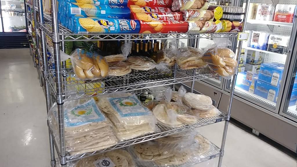 Eastern Market / Ceres Mart | restaurant | 2600 Mitchell Rd # B, Ceres, CA 95307, USA | 2098578003 OR +1 209-857-8003