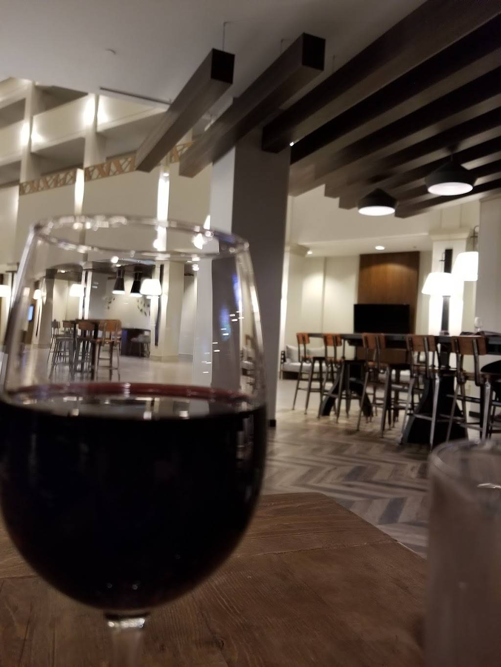 Central Rail Kitchen and Bar | restaurant | 2000 Century Blvd NE, Atlanta, GA 30345, USA | 4043250000 OR +1 404-325-0000