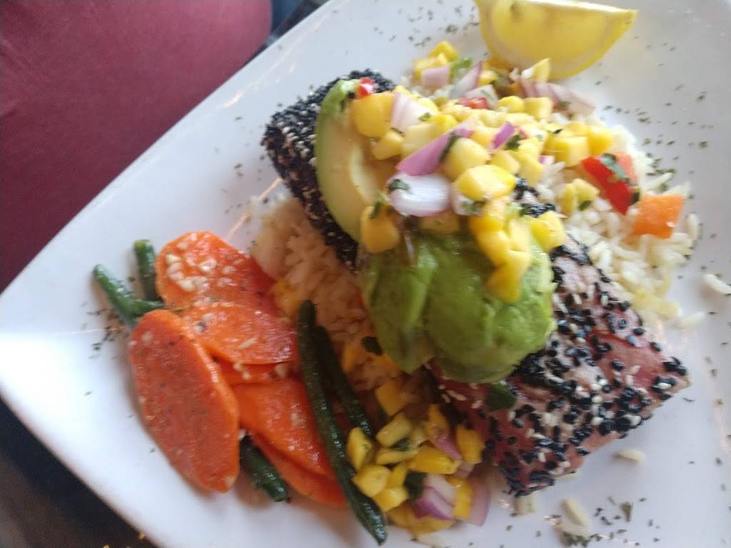 The Inn Restaurant at Ocean Village | restaurant | 2400 S Ocean Dr, Fort Pierce, FL 34949, USA | 7725774344 OR +1 772-577-4344