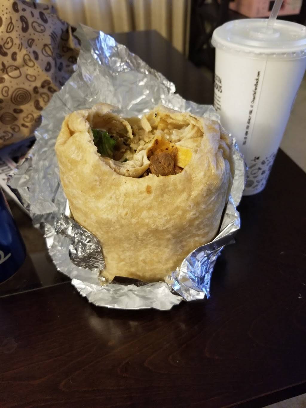 Chipotle Mexican Grill | restaurant | 10325 Cascade Crossing, Brooklyn, OH 44144, USA | 2162678360 OR +1 216-267-8360