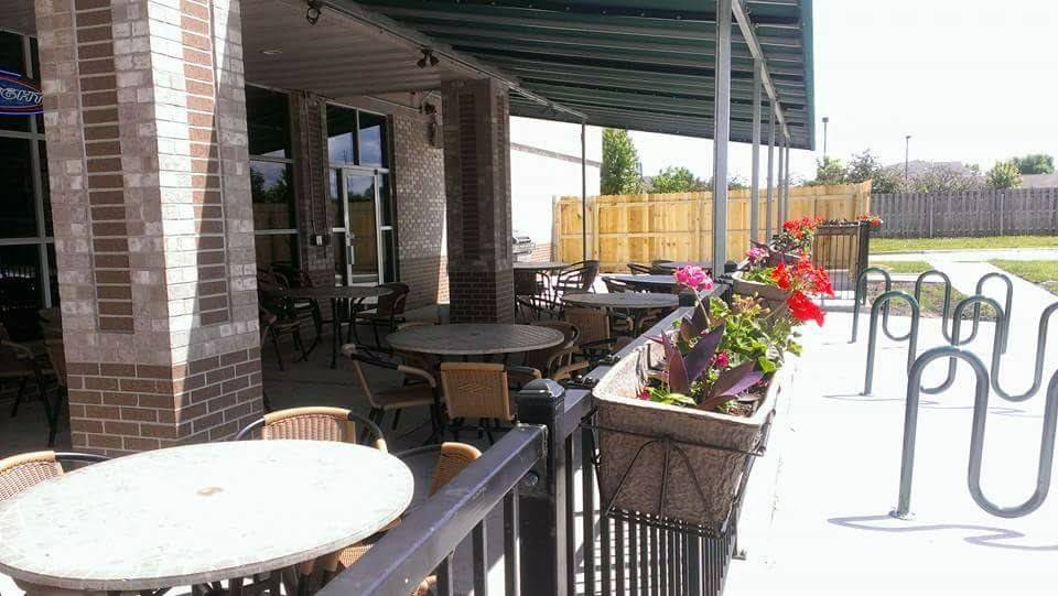 Mickeys Irish Pub Waukee | restaurant | 50 SE Laurel St, Waukee, IA 50263, USA | 5159879604 OR +1 515-987-9604