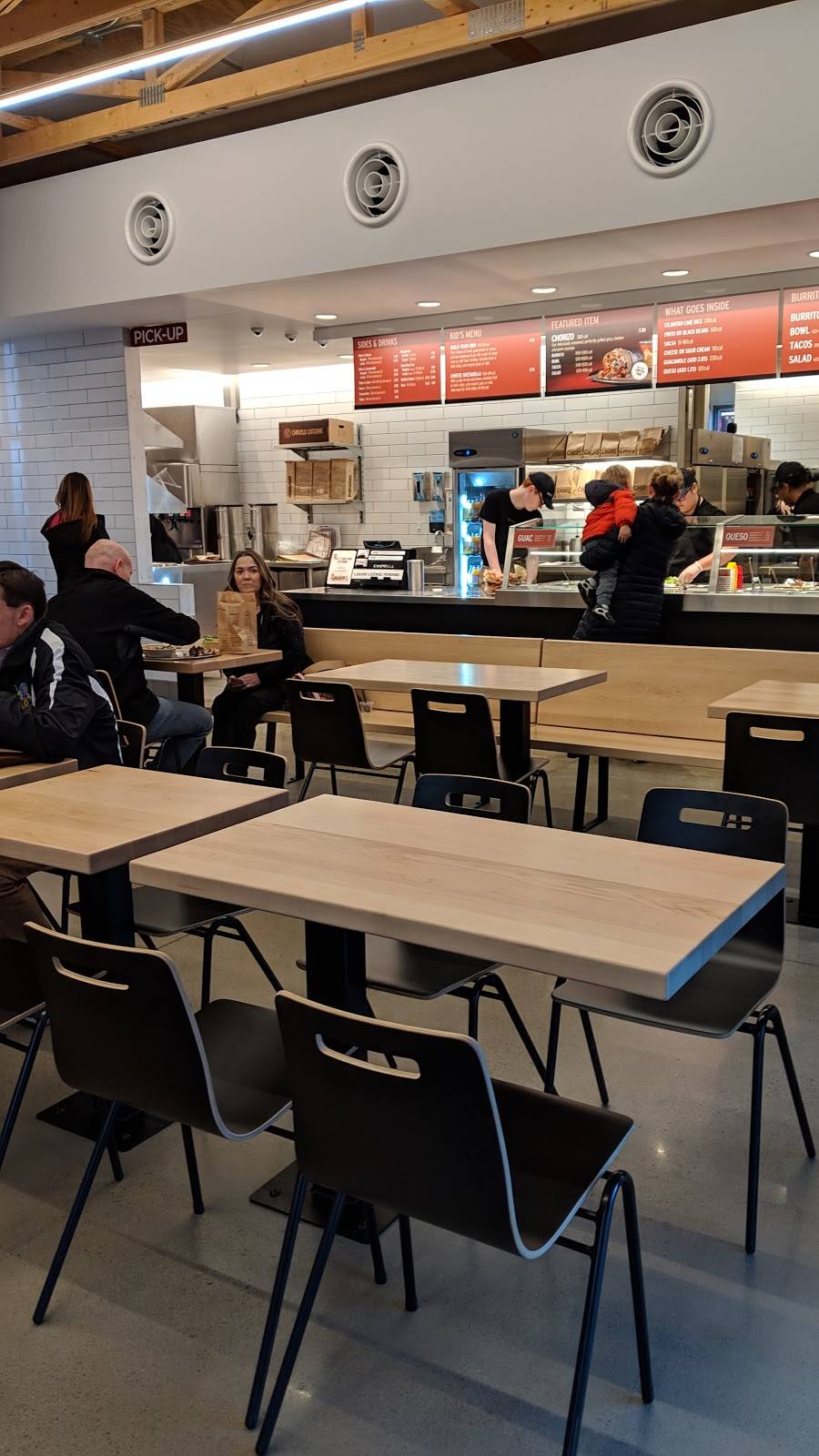 Chipotle Mexican Grill | restaurant | 7689 Crile Rd, Painesville, OH 44077, USA | 4403544167 OR +1 440-354-4167