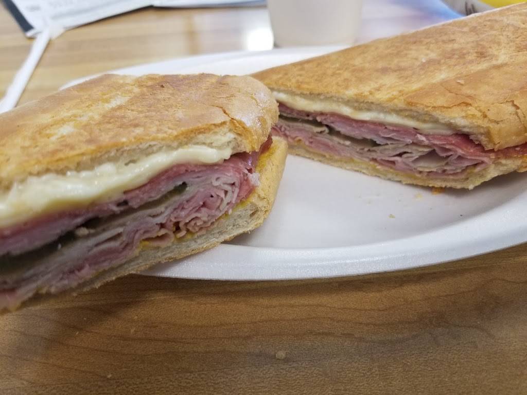 Harveys Sandwich & Salads | meal delivery | Sabal Ridge Shopping Center, 33839 US Hwy 19 N, Palm Harbor, FL 34684, USA | 7277859090 OR +1 727-785-9090