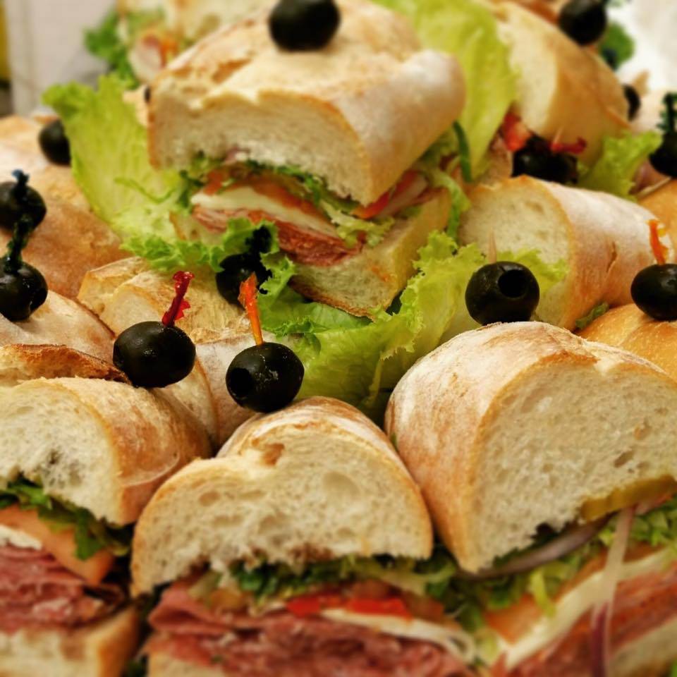 Bambino Ravioli Pastificio | restaurant | 786 Grand Blvd, Deer Park, NY 11729, USA | 6319408490 OR +1 631-940-8490