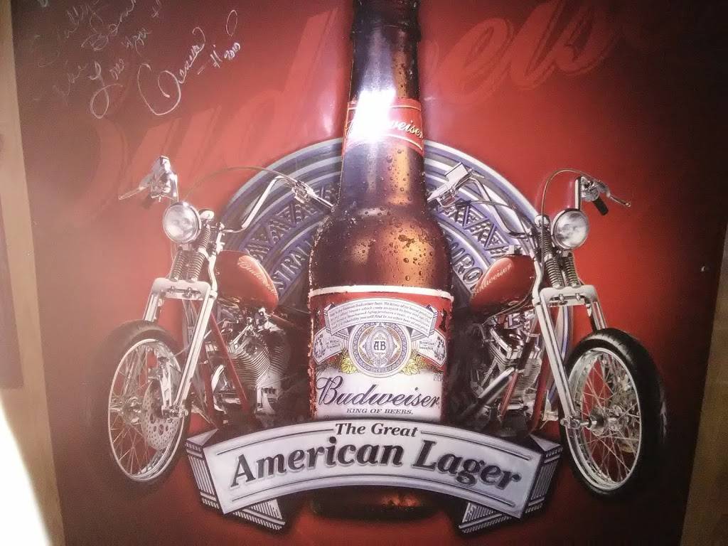 Skullys Saloon | restaurant | 333 Swinging Bridge Rd, Old Hickory, TN 37138, USA | 6158473585 OR +1 615-847-3585