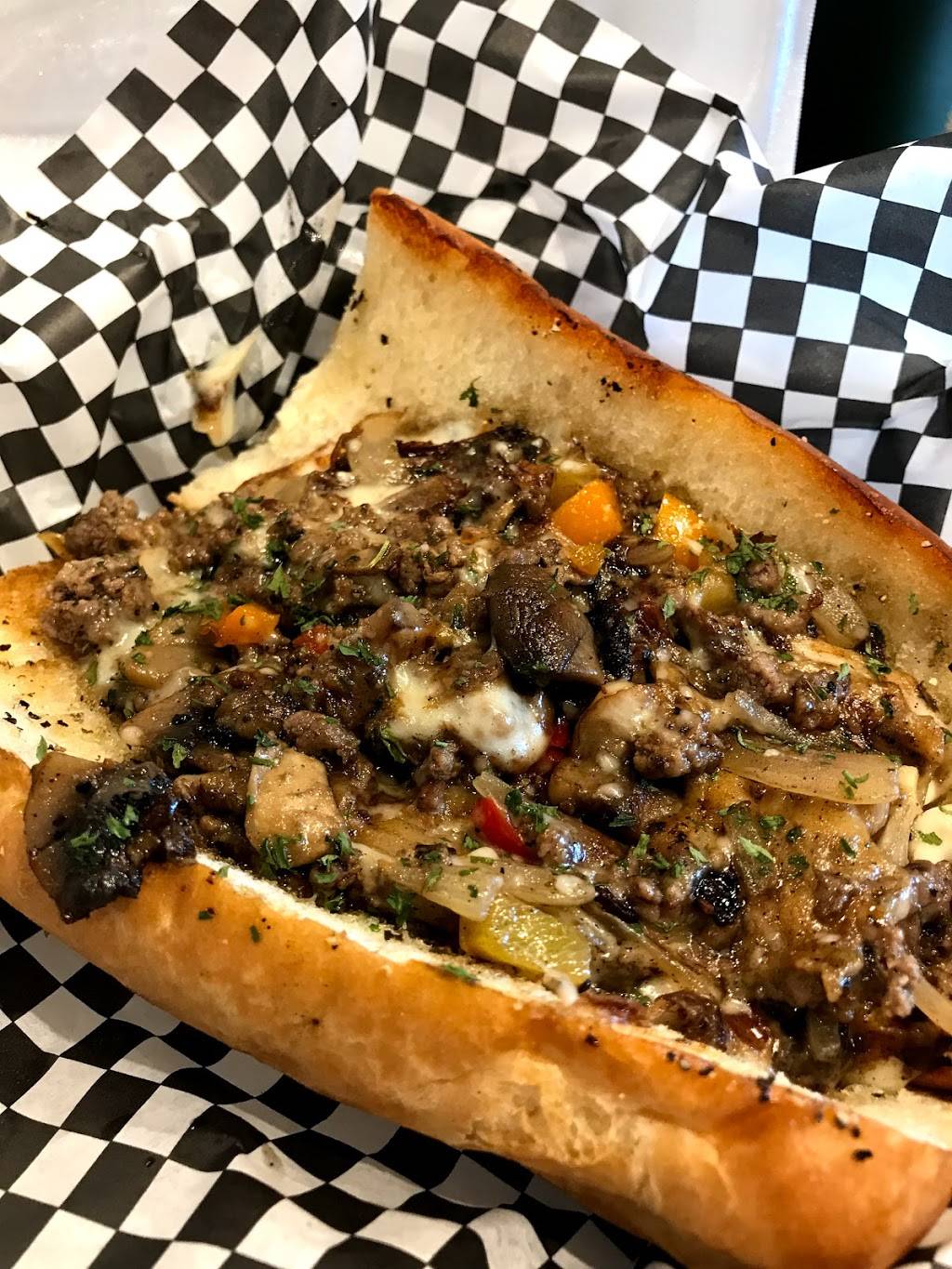 BillyNeck Food Station | restaurant | 535 W Walnut St, Springfield, MO 65806, USA | 4179836982 OR +1 417-983-6982