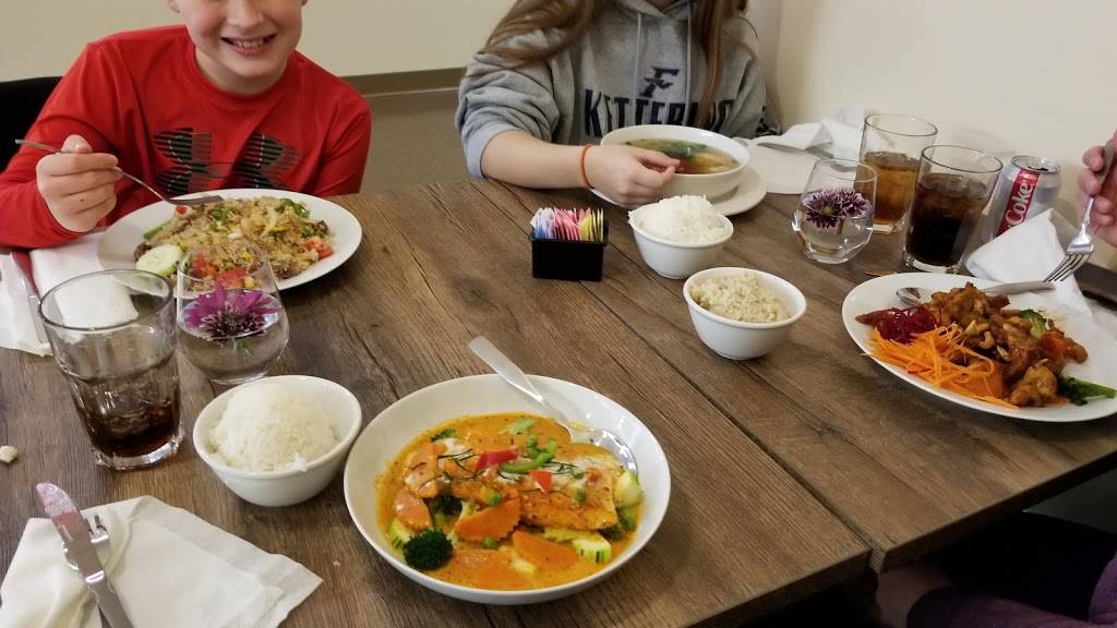 Singha Thai | restaurant | 4123 W Town and Country Rd, Kettering, OH 45429, USA | 9378137805 OR +1 937-813-7805