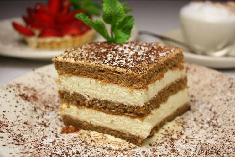 Caffè Bella | cafe | 19 Warren St, Randolph, MA 02368, USA | 7819617729 OR +1 781-961-7729