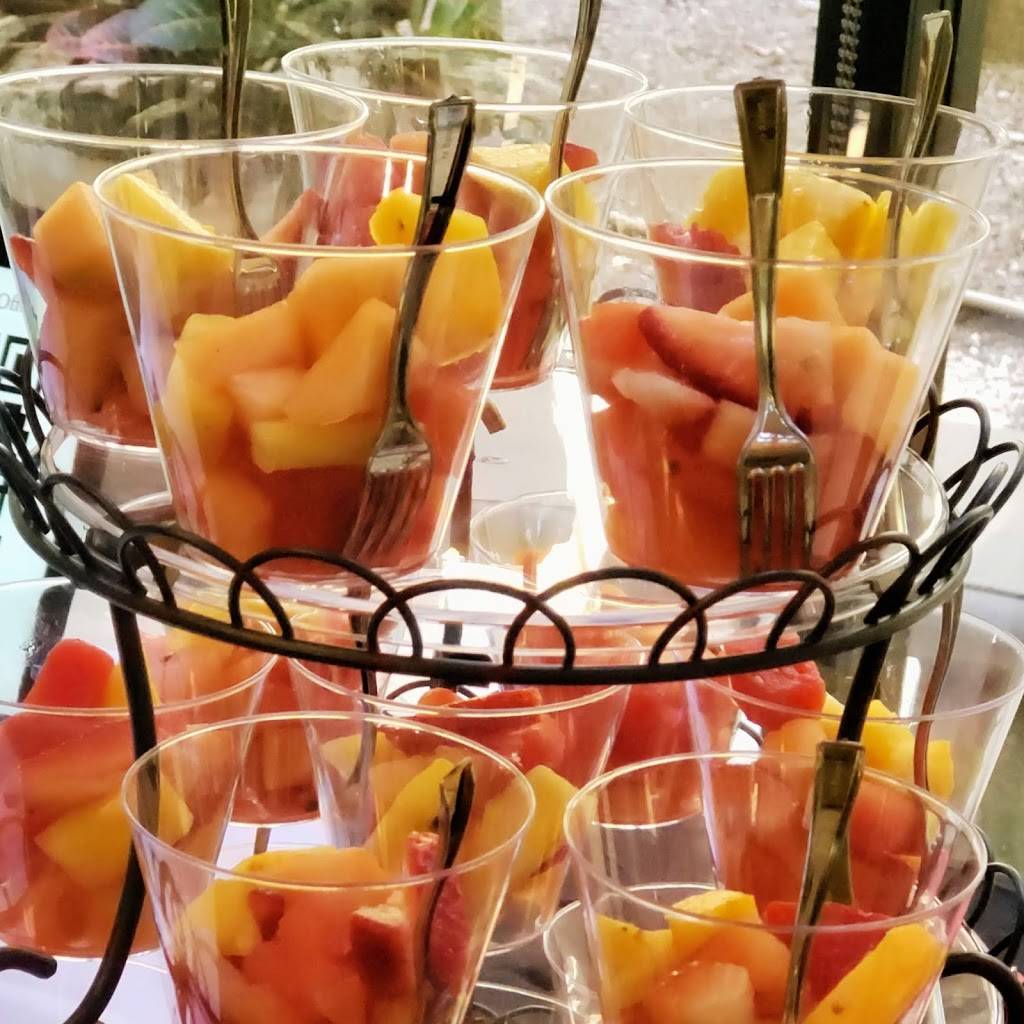 B & R Catering | restaurant | 6610 Glen Rock Dr, Houston, TX 77087, USA | 8322502931 OR +1 832-250-2931