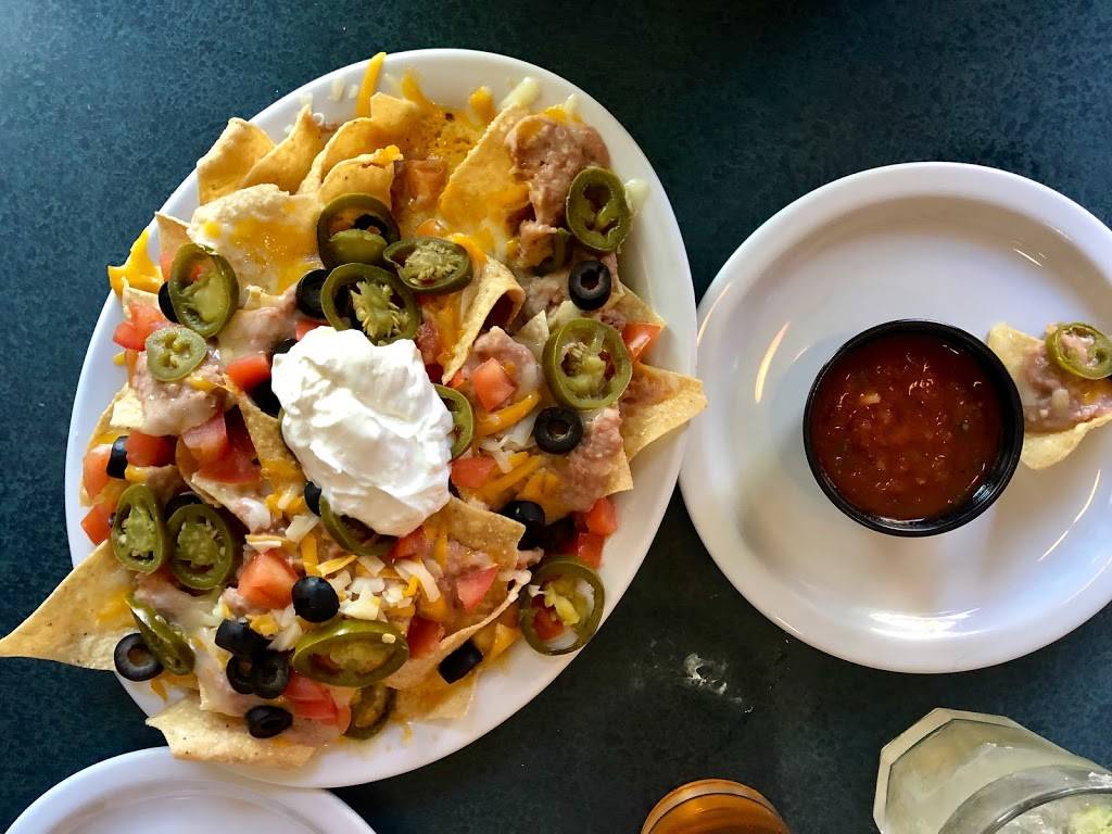 Derfs Café | restaurant | 2000 De La Vina St, Santa Barbara, CA 93105, USA | 8056875437 OR +1 805-687-5437