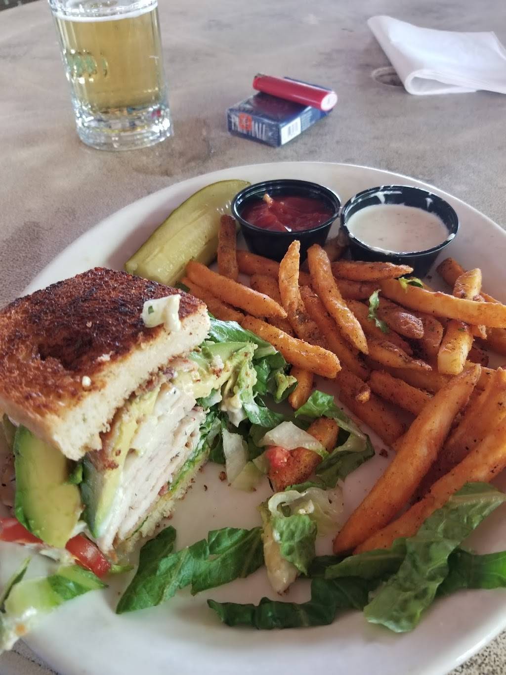 Third Base | restaurant | 3107 S Interstate 35, Round Rock, TX 78664, USA | 5123882273 OR +1 512-388-2273