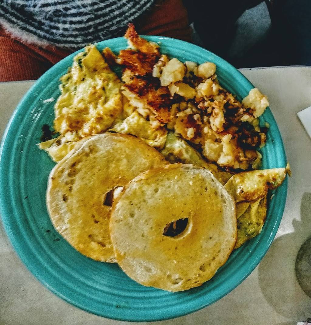 Pamelas Diner | restaurant | 60 21st St, Pittsburgh, PA 15222, USA | 4122816366 OR +1 412-281-6366