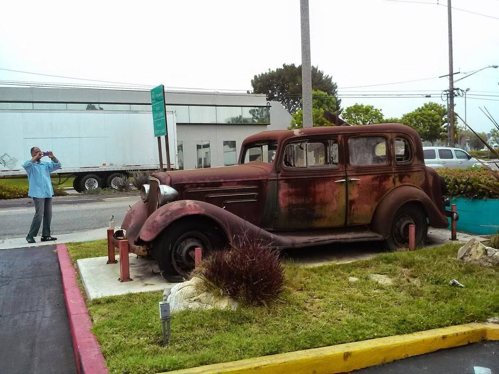 Lucky Star Cafe | restaurant | 17209 S Central Ave, Carson, CA 90746, USA | 3107644511 OR +1 310-764-4511