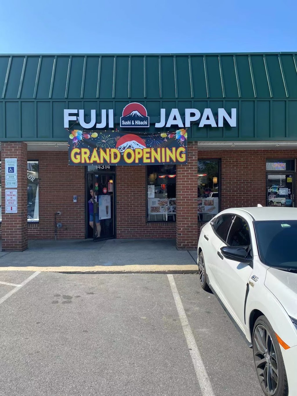 Fuji Japan | meal takeaway | 14314 Layhill Rd, Silver Spring, MD 20906, USA | 2406589898 OR +1 240-658-9898