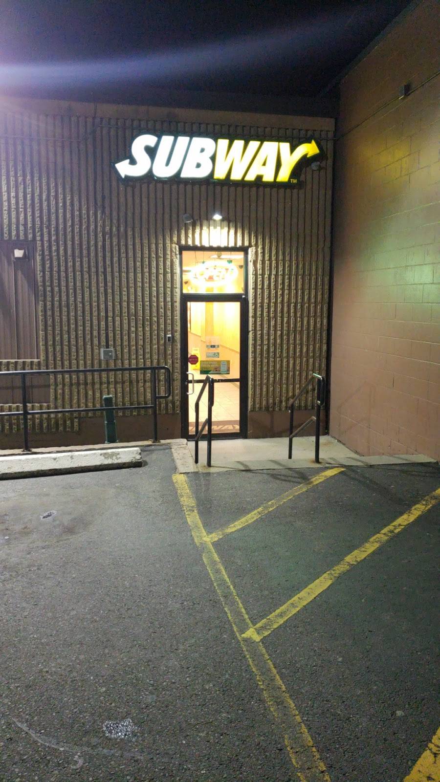 Subway | restaurant | 291 Main St, Nashua, NH 03060, USA | 6038831211 OR +1 603-883-1211
