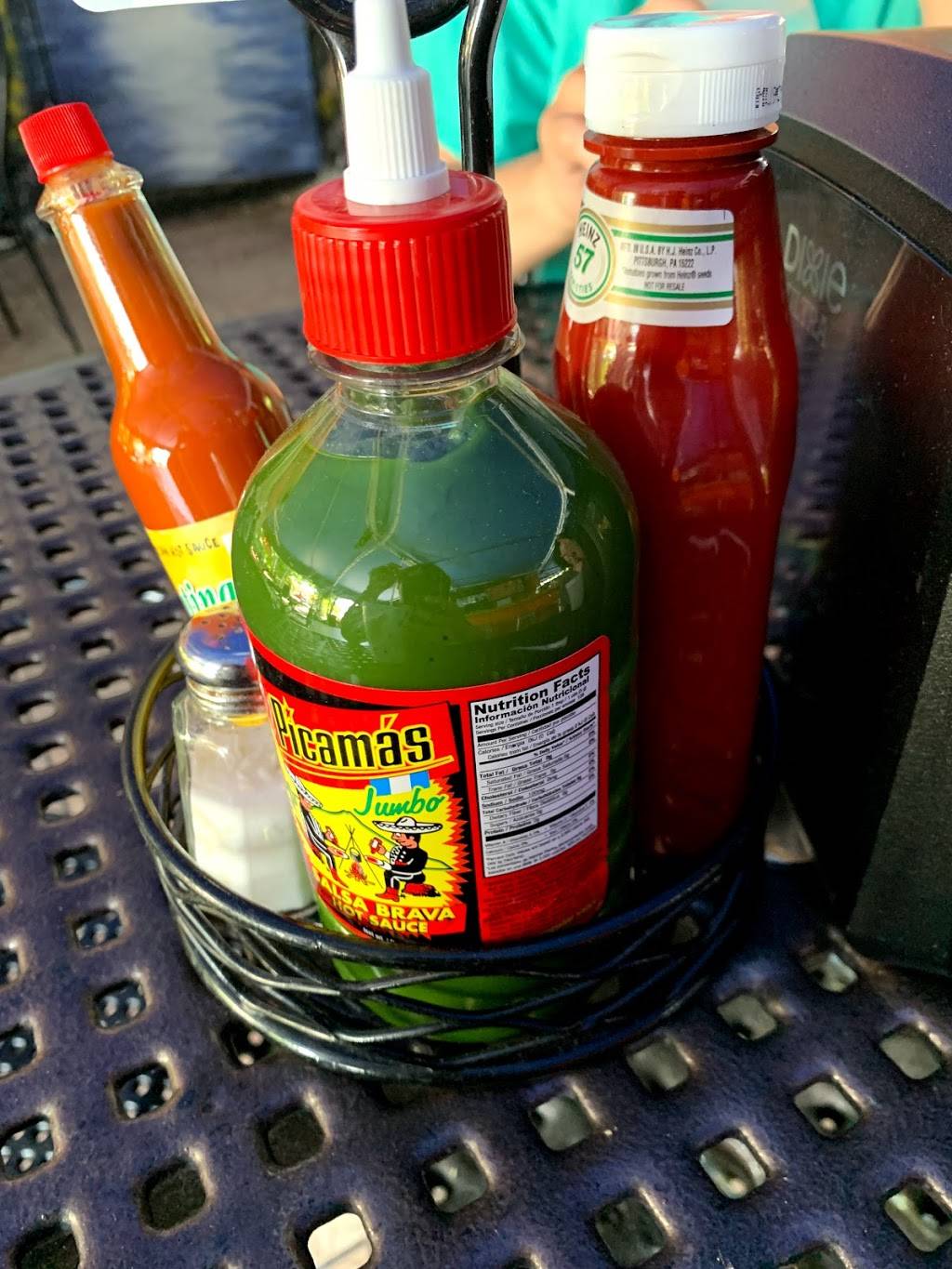 El Carbonero | restaurant | 1414 Lake Ave, Lake Worth, FL 33460, USA | 5616608667 OR +1 561-660-8667