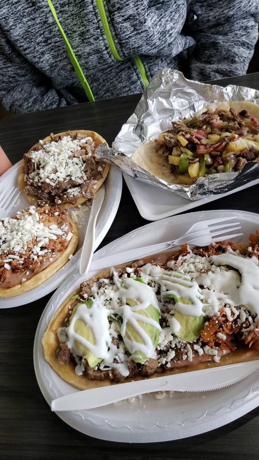 Tortas La Hechizera | restaurant | 617 S Belt Line Rd, Irving, TX 75060, USA | 4695864122 OR +1 469-586-4122