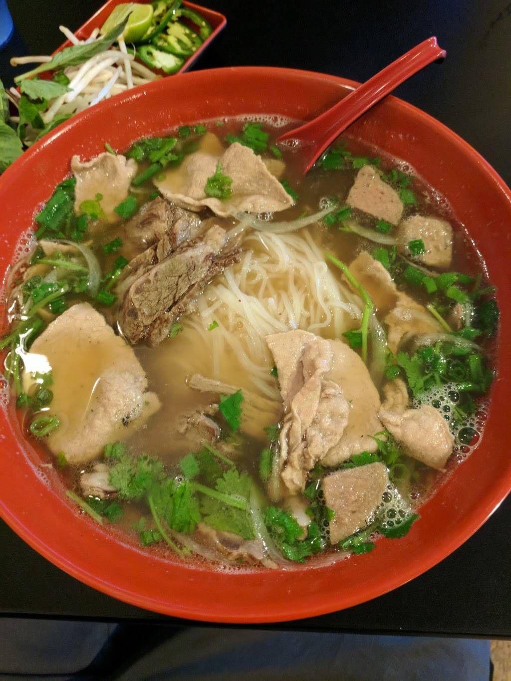 iPho | restaurant | 1400 Standiford Ave #7, Modesto, CA 95350, USA | 2095291423 OR +1 209-529-1423