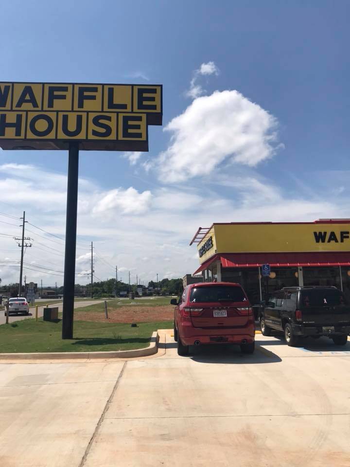 Waffle House | meal takeaway | 11879 US-231, Meridianville, AL 35759, USA | 2568048668 OR +1 256-804-8668