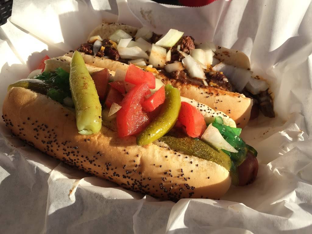 The Doghouse | restaurant | 1207 Estero Blvd, Fort Myers Beach, FL 33931, USA | 2399401043 OR +1 239-940-1043