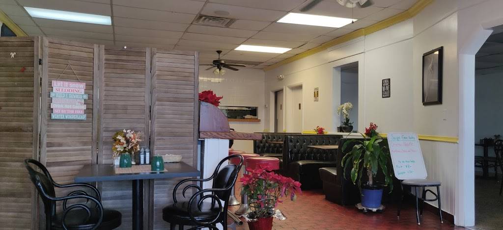 The Chefs Table Cafe | restaurant | 1258 S Highland Ave, Clearwater, FL 33756, USA | 7274620033 OR +1 727-462-0033