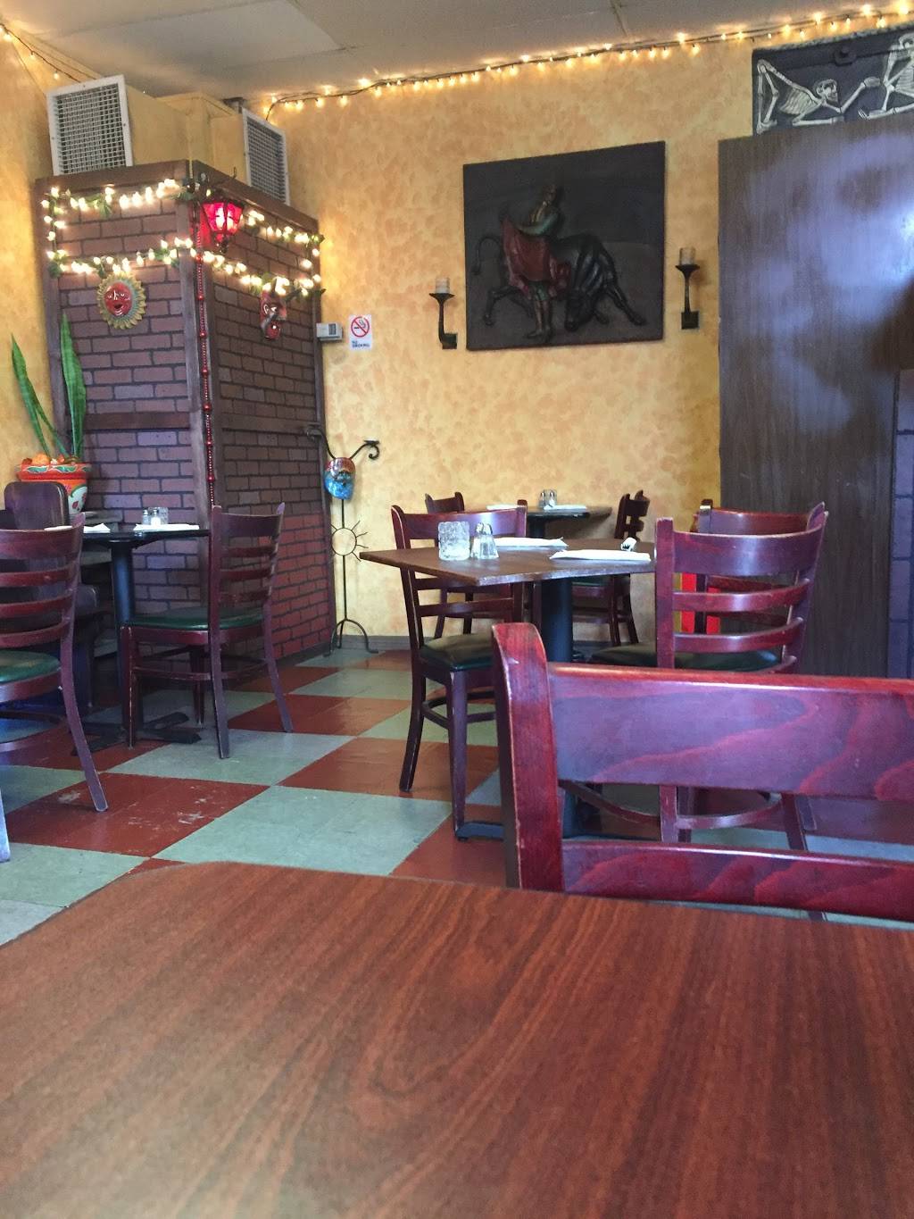 Pura Vida | restaurant | 527 Fairmount Ave, Philadelphia, PA 19123, USA | 2159226433 OR +1 215-922-6433