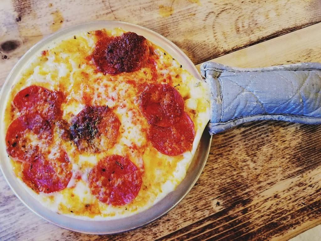 Elbows Mac n Cheese | restaurant | 215 W Birch St, Brea, CA 92821, USA | 7147846613 OR +1 714-784-6613