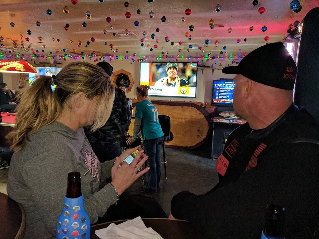 The Hitching Post Bar & Grill | restaurant | 1485 County Rd 419, Chuluota, FL 32766, USA | 4073651387 OR +1 407-365-1387