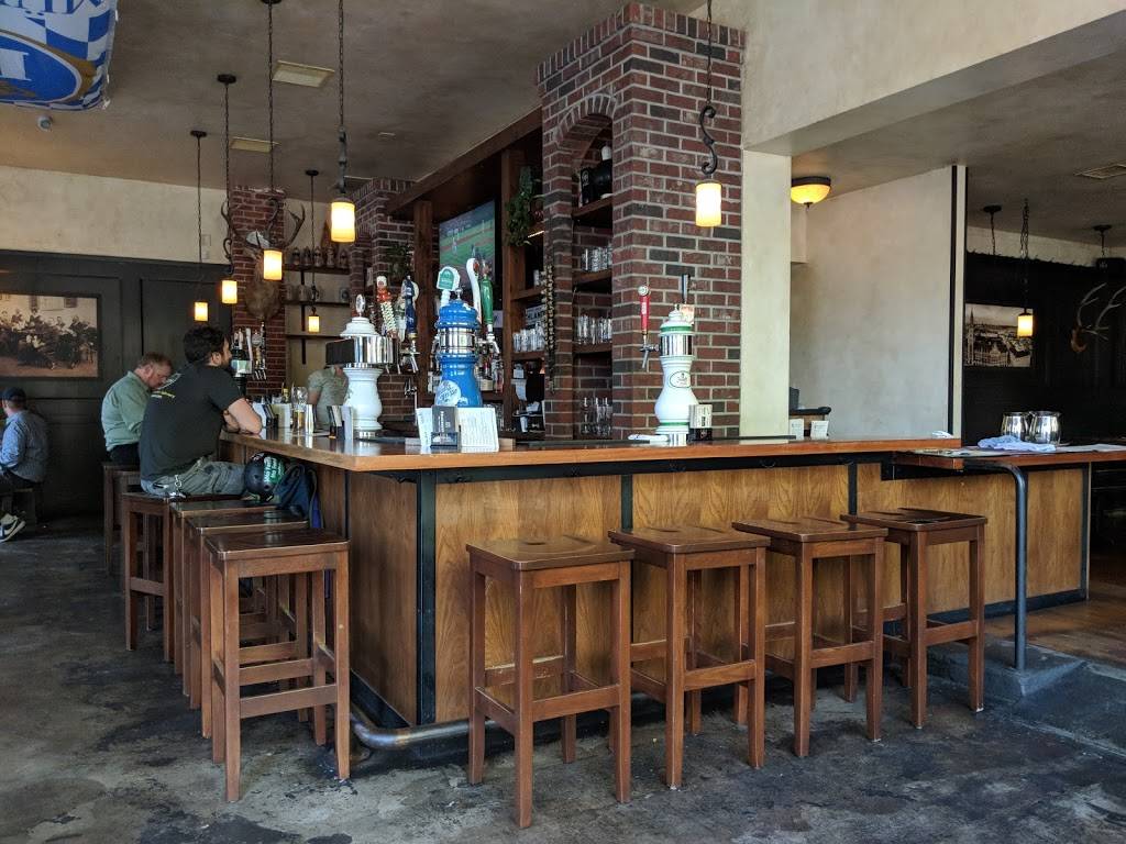 Stammtisch | restaurant | 401 NE 28th Ave, Portland, OR 97232, USA | 5032067983 OR +1 503-206-7983