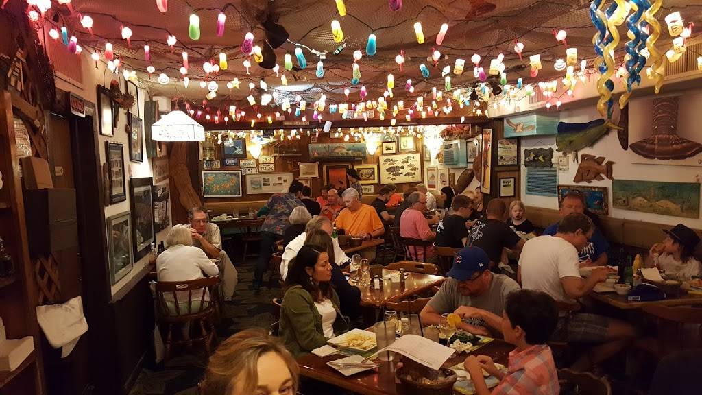 The Fish House Restaurant and Seafood Market | restaurant | 102341 Overseas Hwy, Key Largo, FL 33037, USA | 3054514665 OR +1 305-451-4665