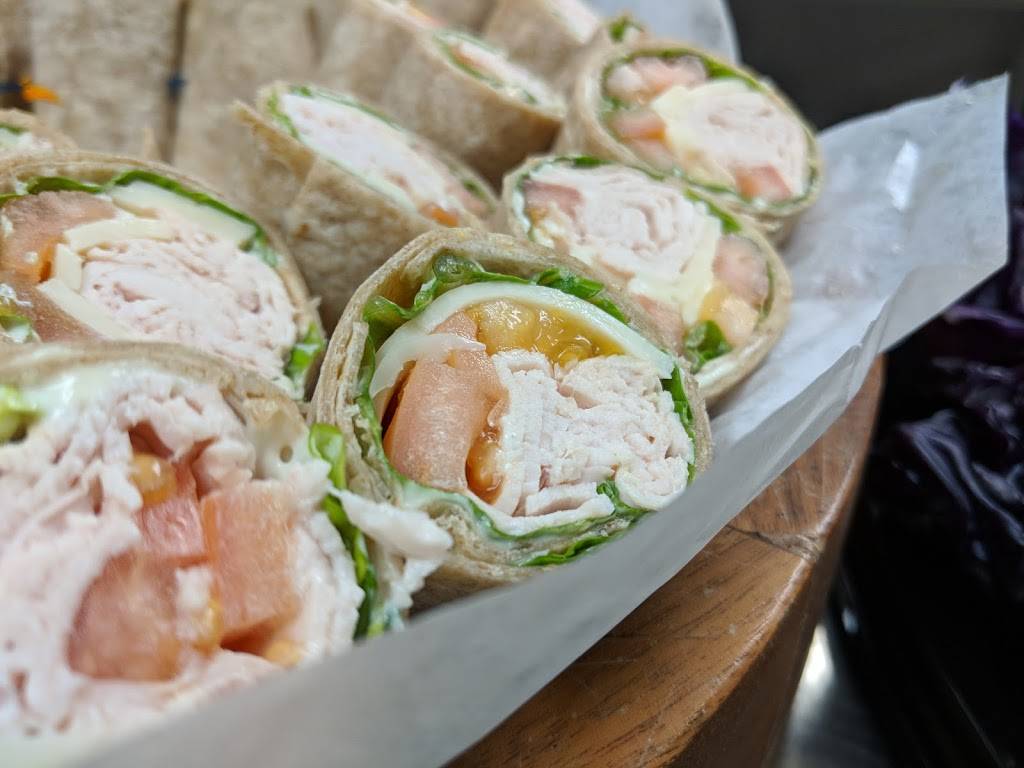 Brothers Deli Peabody | restaurant | 11 Main St, Peabody, MA 01960, USA | 9787162887 OR +1 978-716-2887