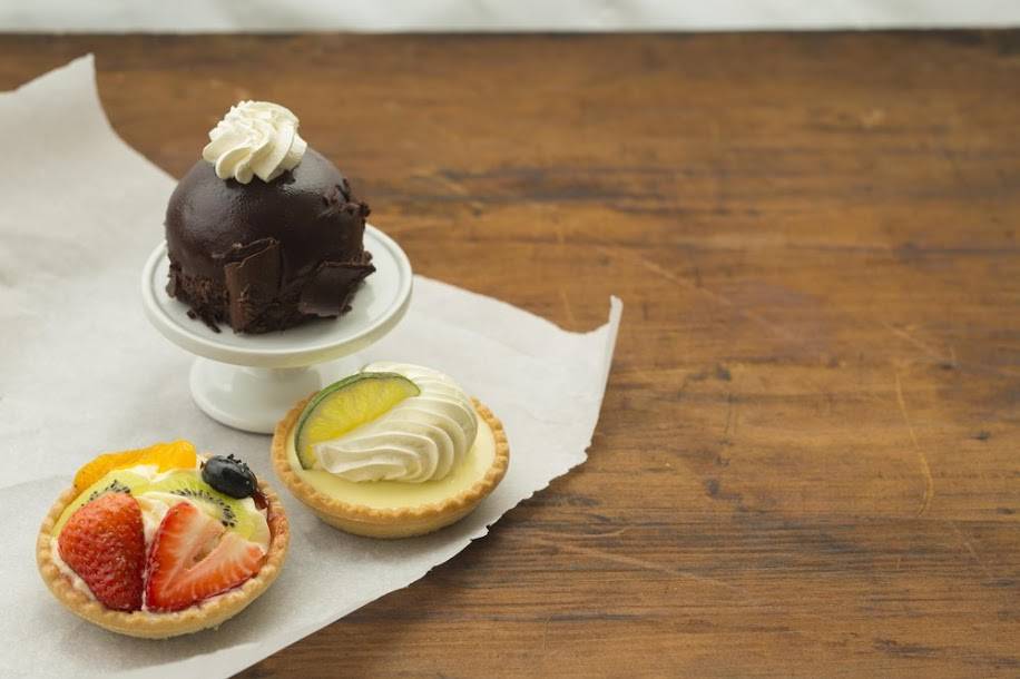 Kneaders Bakery & Cafe | bakery | 135 S Wilmot Rd, Tucson, AZ 85710, USA | 5203520136 OR +1 520-352-0136