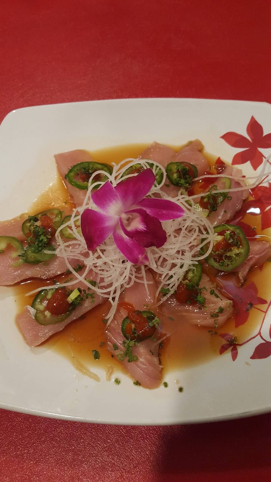Hanami Sushi | restaurant | 944 Lincoln Way, Auburn, CA 95603, USA | 5308898006 OR +1 530-889-8006