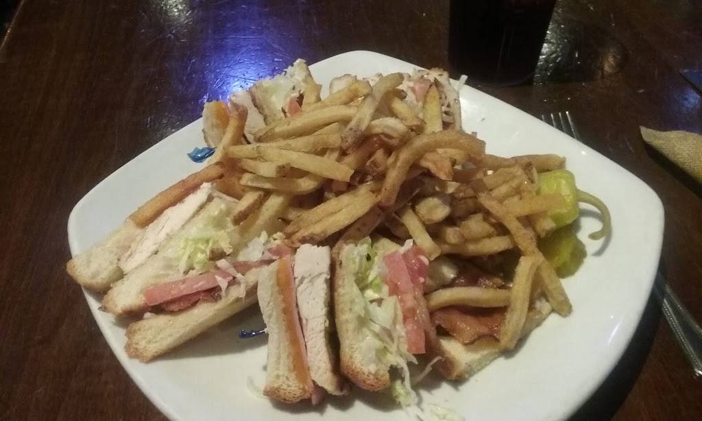 The Goose Burgers & Beer | restaurant | 816 18th St, Bakersfield, CA 93301, USA | 6616311242 OR +1 661-631-1242