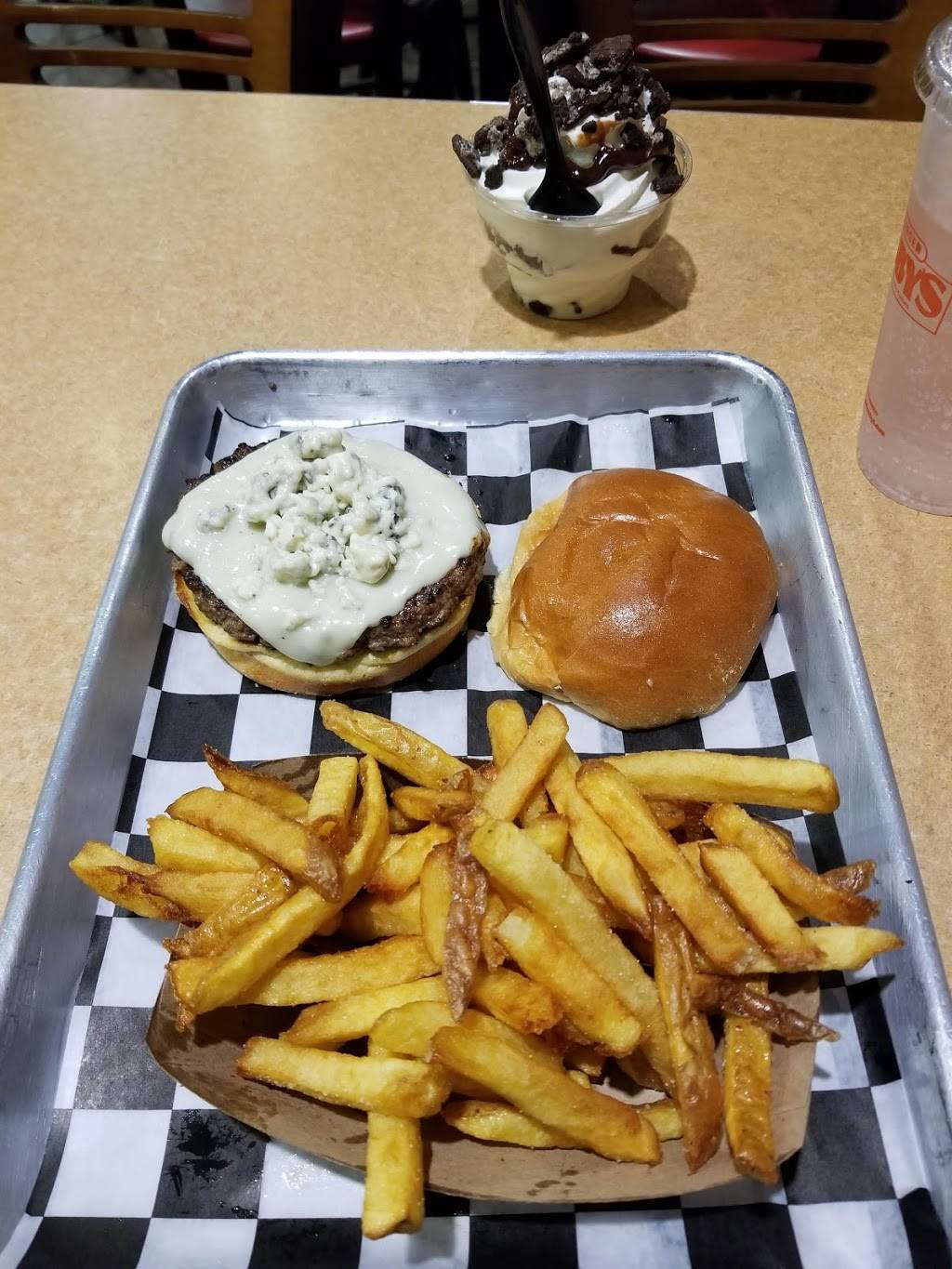 Cheeseburger Bobbys | restaurant | 2060 Cumming Hwy, Canton, GA 30114, USA | 7704790411 OR +1 770-479-0411