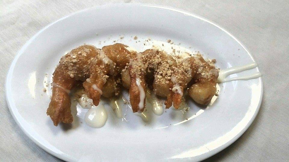 Restaurant Chateau De La Lune | restaurant | 569 Boulevard des Seigneurs, Terrebonne, QC J6W 1T5, Canada | 4504719912 OR +1 450-471-9912