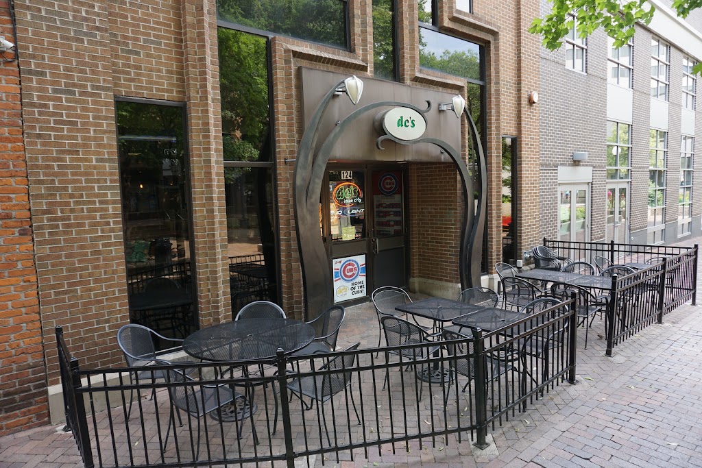 DCs Sports Bar | restaurant | 124 S Dubuque St, Iowa City, IA 52240, USA | 3193150690 OR +1 319-315-0690