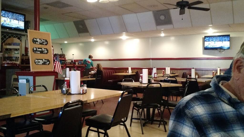 Smokehouse | restaurant | 1123 Fort Worth Dr, Denton, TX 76205, USA | 9405663073 OR +1 940-566-3073