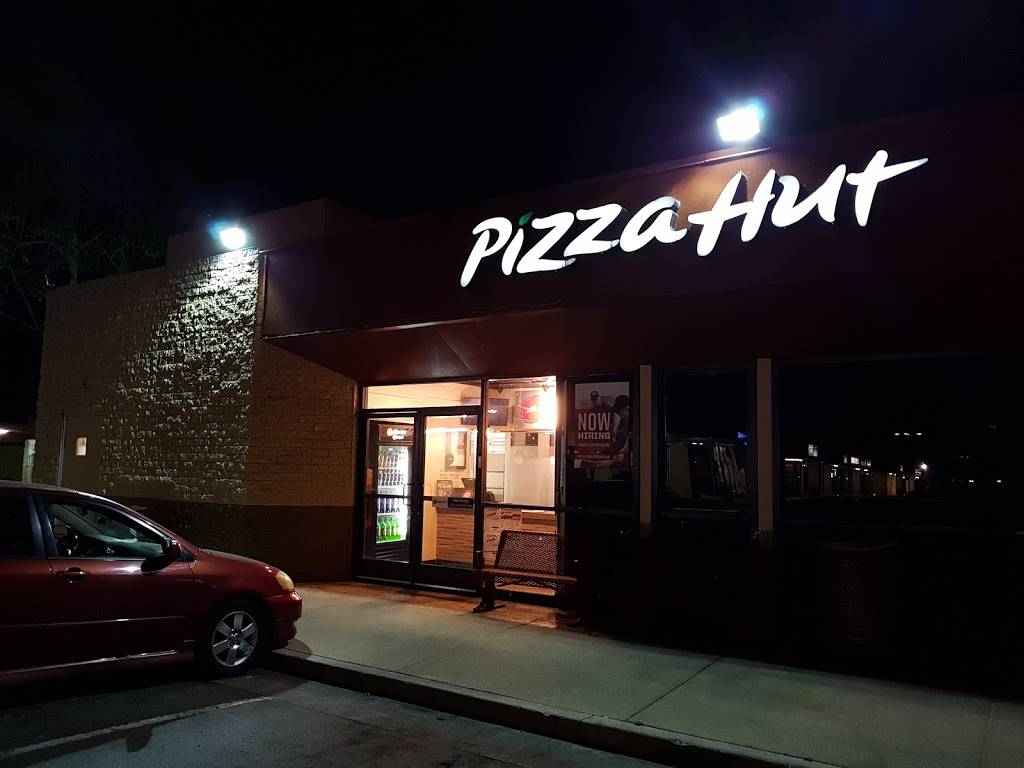 Pizza Hut | restaurant | 2541 S Fairview St, Santa Ana, CA 92704, USA | 7145492288 OR +1 714-549-2288
